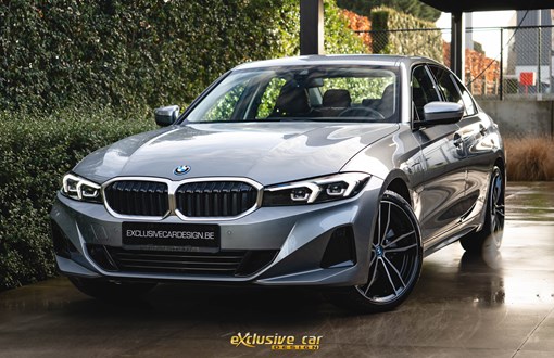 BMW 330